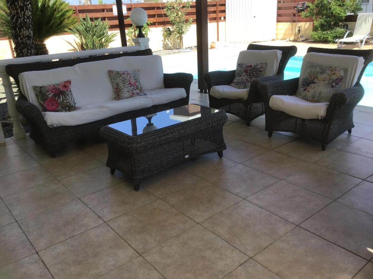 Carolyn Villa Is A Luxury 4-Bedroom Villa With Private Pool In Ayia Napa Exterior photo